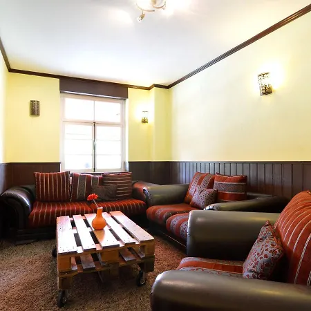 Modern Holiday In With Private Terrace *